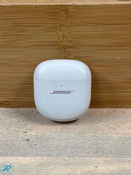 Bose QuietComfort Ultra Wireless Noise-Cancelling Earbuds - Used/Heavily used & Sound quality slightly bad