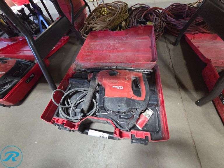 Hilti TE 60 Rotary Hammer Drill With Case, Electric