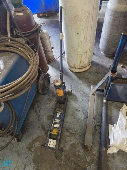 Hein-Werner Automotive HW93795 Forklift Jack, 4 Ton, 8,000 Lbs Capacity