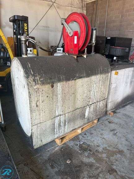 Steel Horizontal Fuel Storage Tank with Manual Hose Reel and Pump Assembly