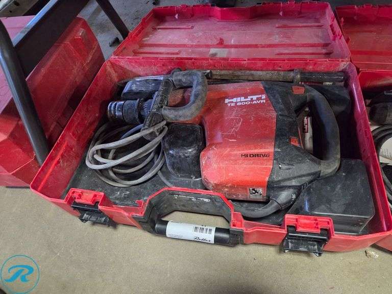 Hilti TE 800-AVR Demolition Hammer With Case, Electric