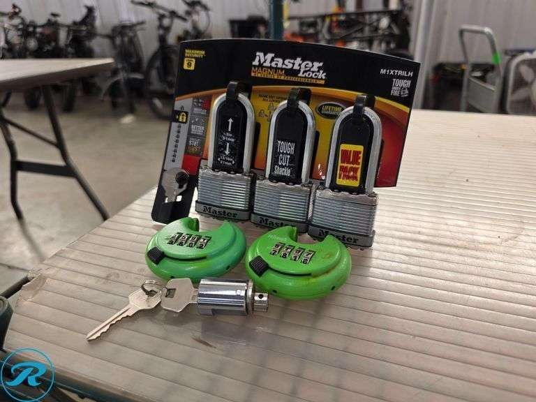Master Lock M1XTRILH Magnum Padlocks, Defense2 Combination Disc Locks, and Keyed Cylinder