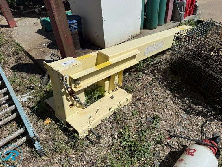Titan FMJ3T Adjustable Fork Mounted Crane Jib