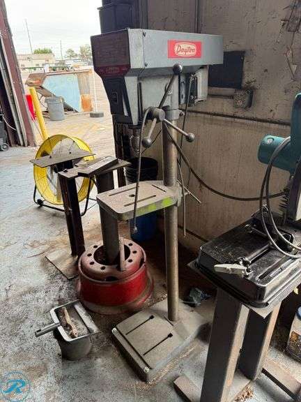Dayton 3Z586A Drill Press, Single Phase AC Motor, 1725 RPM, Electric