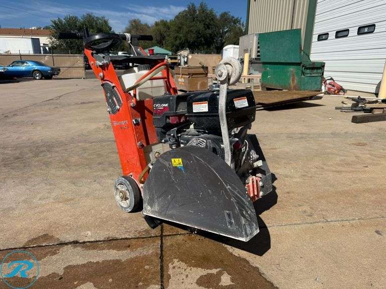 Husqvarna FS400LV Concrete Saw, Gas
