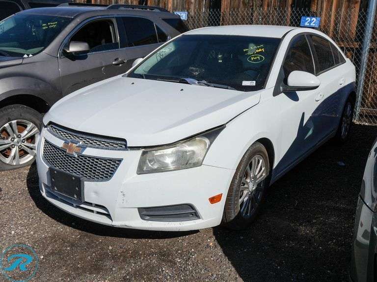 2013  Chevrolet  Cruze Eco  FWD