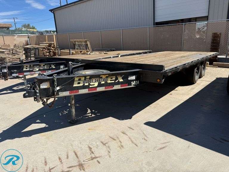 2017  Big Tex  T/A Flatbed Equipment Trailer