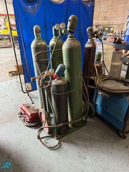 Victor Oxygen Acetylene Torch Set with Cylinders, Regulators, and Hoses