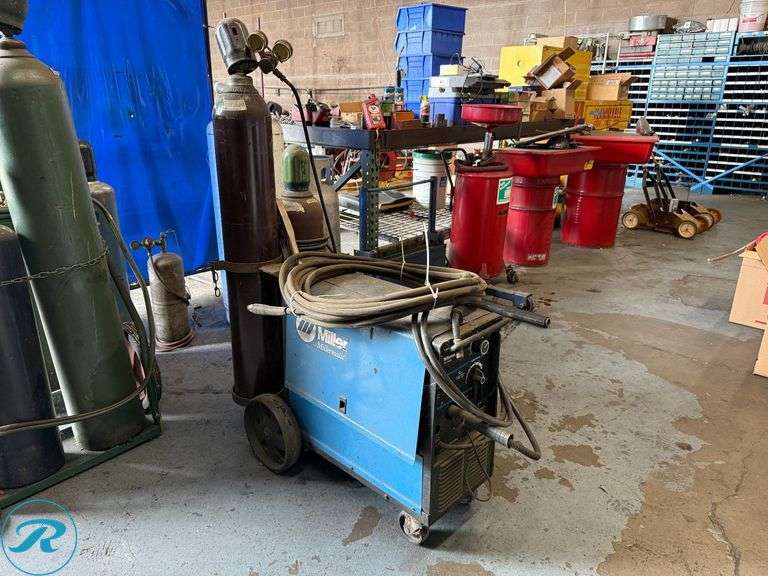 Miller Millermatic 185 Wire Welder with Gas Cylinders and Regulator