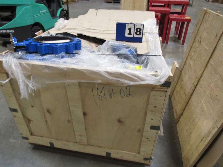 (1) CRATE OF 10" BUTTERFLY VALVES, TXGDAL9162918V, APPROX. (40) TOTAL