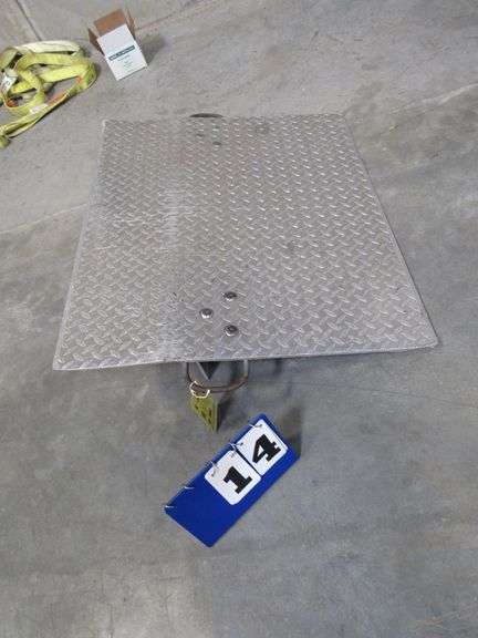 DOCK PLATE, 3' X 30", DELAYED PICKUP