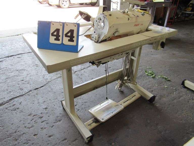 SEWING MACHINE, PFAFF MDL 114-6/01-900/93, FULL FUNCTION HIGH SPEED ...