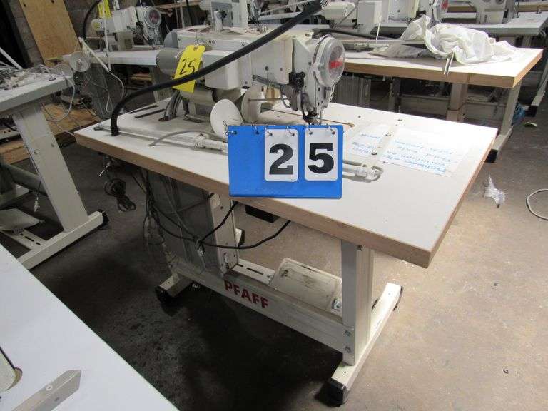 SEWING MACHINE, PFAFF MDL 1114-6/01-900/93 FULL FUNCTION HIGH SPEED ...