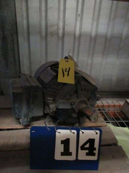 MOTOR, SIEMENS, 3 HP, 3 PHASE, 460 VOLTS (LOCATED AT 12900 BAY PARK ROAD, PASADENA, TX IN WAREHOUSE 3)