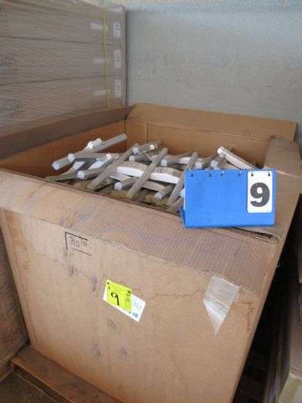 (1) GAYLORD BOX WITH LED LIGHTING AS SHOWN