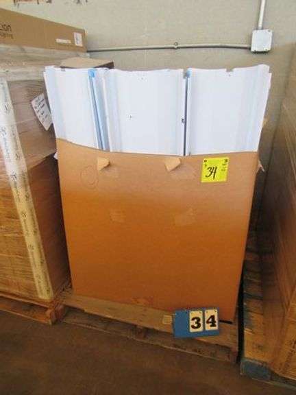 (1) GAYLORD BOX WITH ASSORTED LED LIGHTING AND FIXTURES AS SHOWN