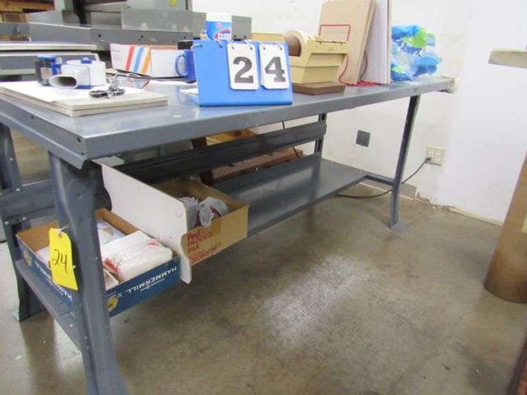 HEAVY DUTY METAL BENCH, APPROXIMATE SIZE 36" x 6', EMPTY