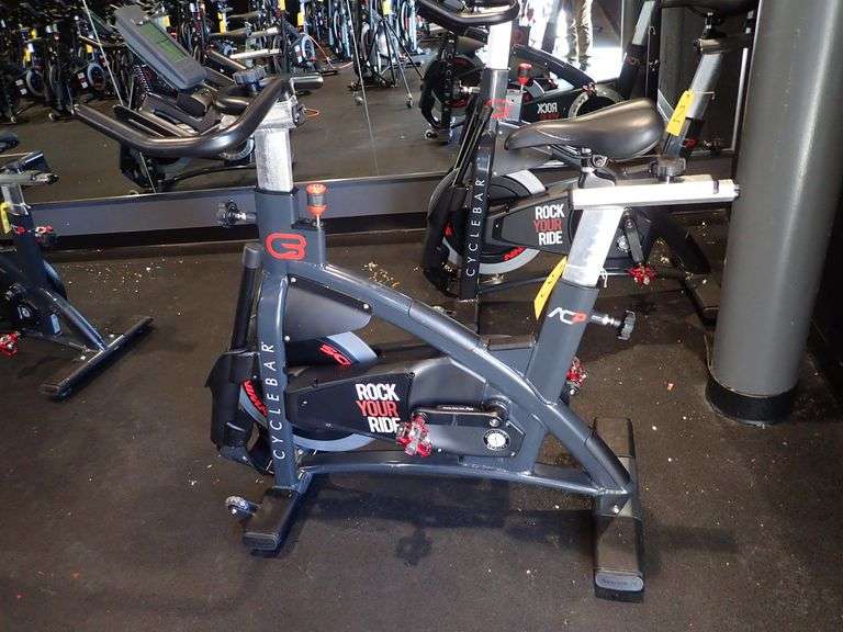 SCHWINN AC PERFORMANCE PLUS INDOOR BIKE