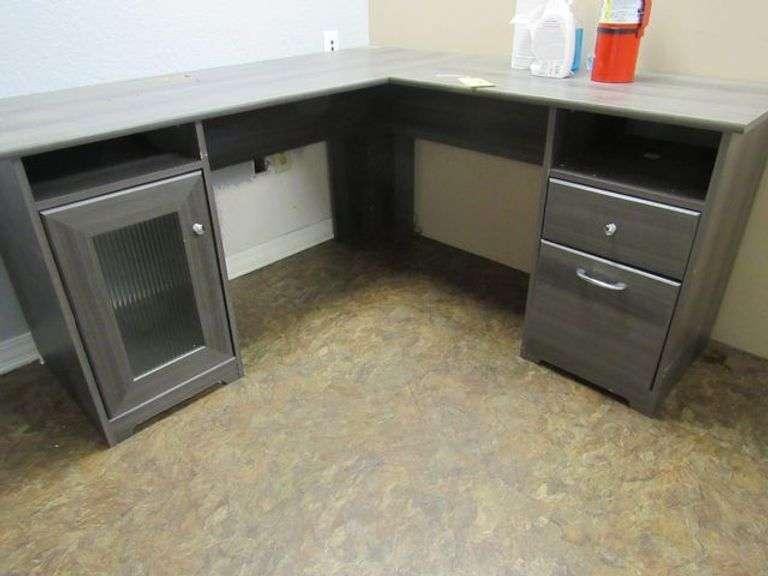 L-SHAPE WOOD DESK, PORTABLE COMPUTER DESK, (2) WAITING CHAIRS AND 2-DRAWER METAL FILE CABINET *Located in Offices*