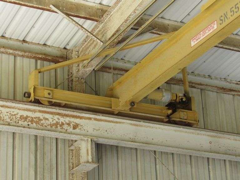 GAFFEY BRIDGE CRANE, 1-TON X 40' WITH ELECTRIC HOIST *Located Outside*