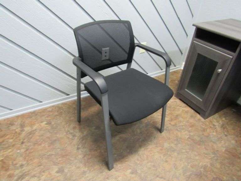 L-SHAPE WOOD DESK WITH CHAIR *Located in Offices*