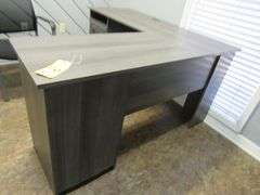 L-SHAPE WOOD DESK WITH CHAIR *Located in Offices*