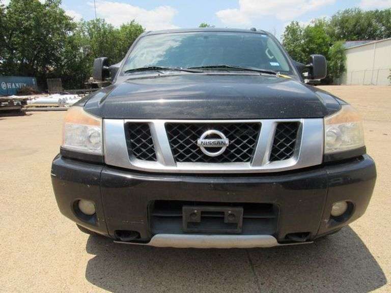 2015 NISSAN TITAN VIN 1N6BA0ECXFN511894, PRO-4 V-8 WITH CREW CAB, MILES READ 216,066, STARTS AND RUNS AS OF 7/19/2024 *Located at 2323 Langford, Dallas TX 75208