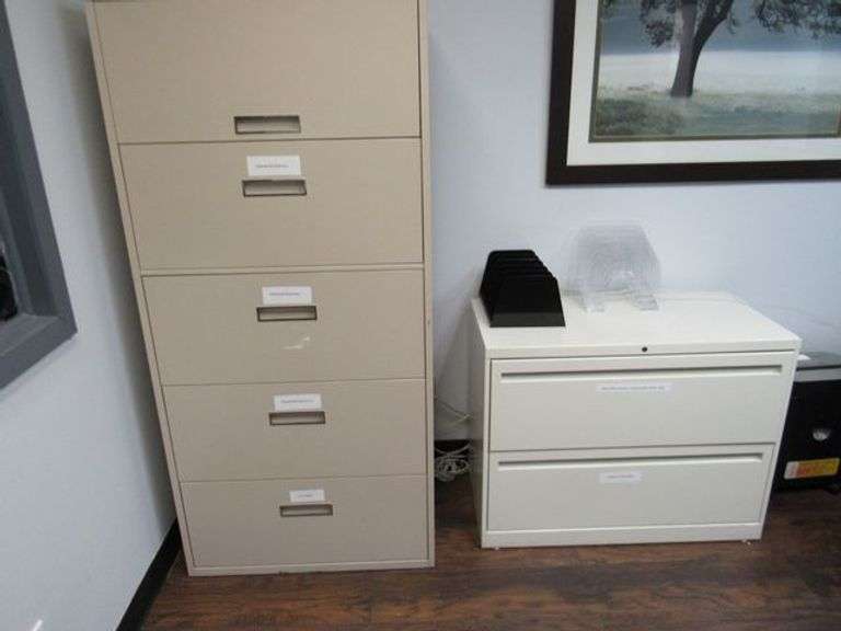 LOT, (1) WOOD L-SHAPED DESK, (2) 5-DRAWER LATERAL FILE CABINETS, (1) 2-DRAWER LATERAL FILE CABINET, (2) CHAIRS AND (1) ANTIQUE WOOD HUTCH