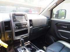 2015 NISSAN TITAN VIN 1N6BA0ECXFN511894, PRO-4 V-8 WITH CREW CAB, MILES READ 216,066, STARTS AND RUNS AS OF 7/19/2024 *Located at 2323 Langford, Dallas TX 75208