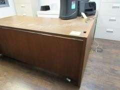 LOT, (1) WOOD L-SHAPED DESK, (2) 5-DRAWER LATERAL FILE CABINETS, (1) 2-DRAWER LATERAL FILE CABINET, (2) CHAIRS AND (1) ANTIQUE WOOD HUTCH