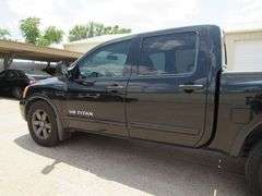 2015 NISSAN TITAN VIN 1N6BA0ECXFN511894, PRO-4 V-8 WITH CREW CAB, MILES READ 216,066, STARTS AND RUNS AS OF 7/19/2024 *Located at 2323 Langford, Dallas TX 75208