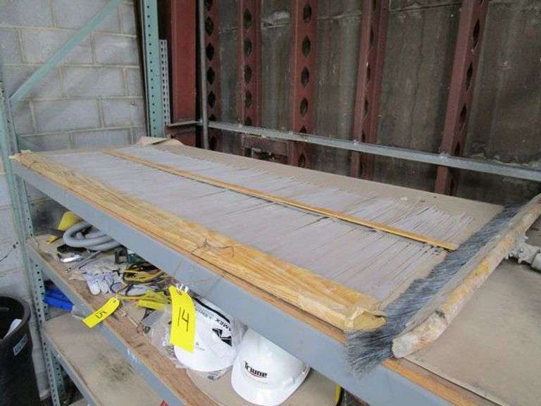CONCRETE RACK APPROX. 6'