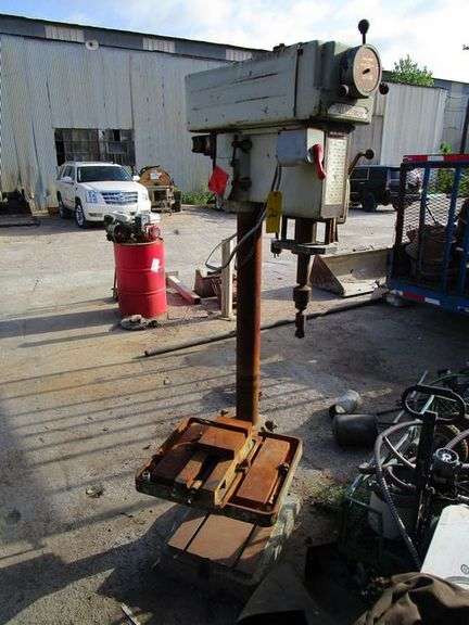 **Removed from Auction, We apologize for any inconvenience**  MSC INDUSTRIES HEAVY DUTY FLOOR DRILL PRESS MDL 951248, 1.5-HP 220-V *CONDITION UNKNOWN*