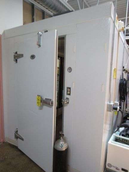 Walk In Freezer Window WALK-IN COOLER, APPROX. 8' X 10', KYSOR, S/N FT29862-1 DW-1, 3-FAN ...