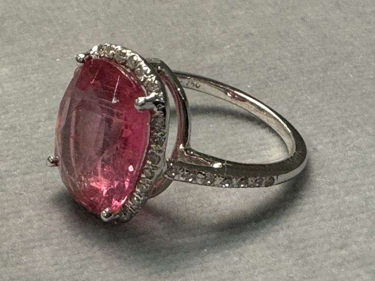 18 KARAT PINK TOURMALINE AND DIAMOND WHITE GOLD RING