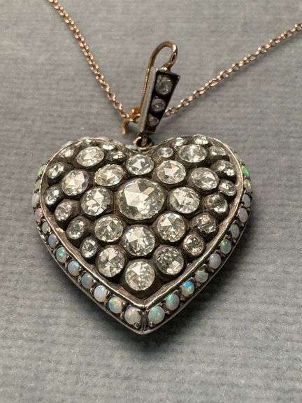 14 KARAT PINK GOLD OXIDIZED HEART NECKLACE WITH ROSE CUT DIAMONDS AND OPALS