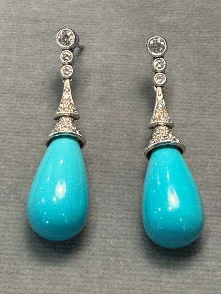 PAIR OF LADIES ART DECO STYLE 18-KARAT WHITE GOLD TEAR-DROP SHAPED PERSIAN TURQUOISE AND DIAMOND EARRINGS