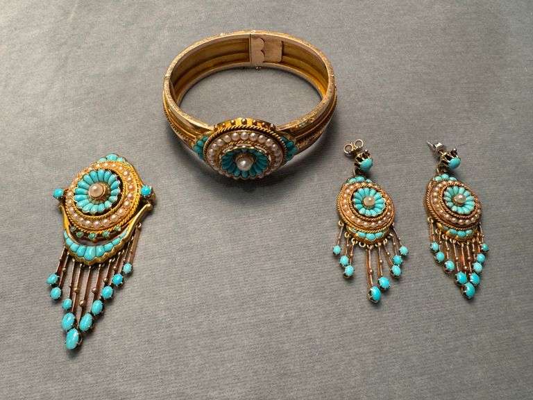 SUITE OF LADIES VICTORIAN 18 KARAT YELLOW GOLD, PERSIAN TURQUOISE AND NATURAL PEARL JEWELRY