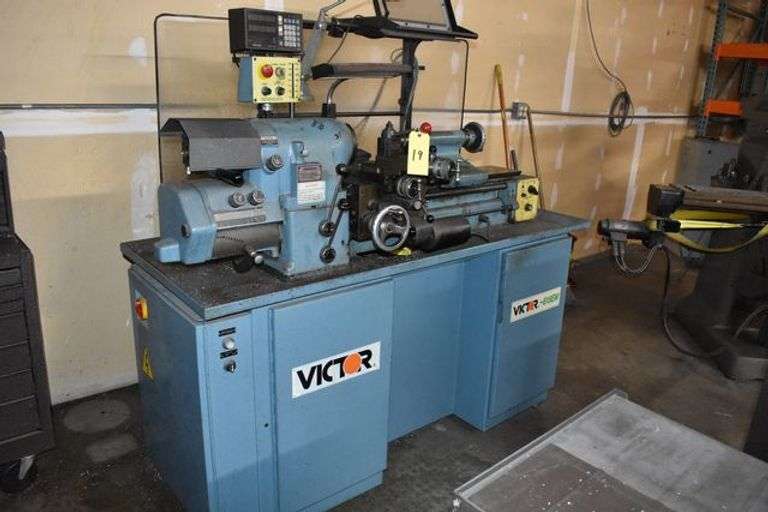VICTOR 618EM LATHE, DIGITAL TOUCH PAD