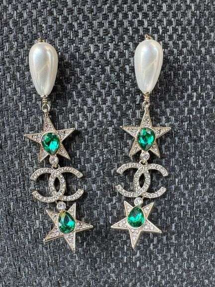 CHANEL CC DESIGN STAR DROP DANGLE EARRINGS