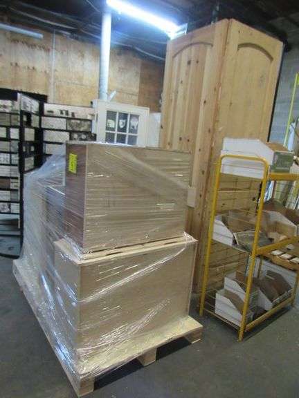 ASSORTED LOT INCLUDING CABINETS, SWITCH COVERS, DISPLAY UNITS, ROTARY STONE DISPLAY, DOOR SAMPLE, CASING BLOCKS AND MORE AS SHOWN