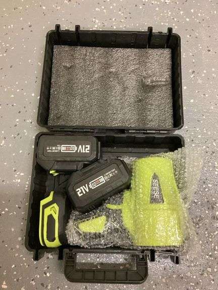 SEESE STORM MACHINE BATTER BLOWER WITH 2 BATTERIES