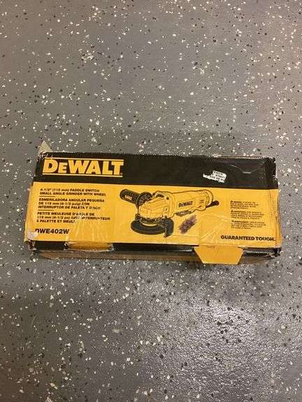 DeWalt 4-1/2" Small Angle Grinder With Wheel - DWE102W
