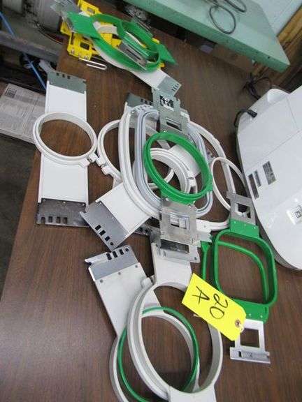 LOT, EMBROIDERY HOOPS, ASSORTED APPROX. (14) PIECES