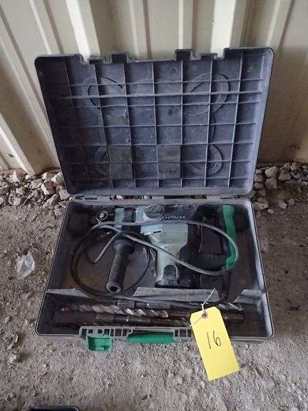 Hitachi DH 38YE2 1-1/2" Corded Rotary Hammer w/ Case