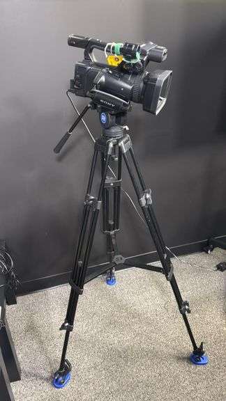 Sony XDCAM PXW-Z150 4K Video Camera, 18x Optical Zoom, Benro KH26NL Tripod