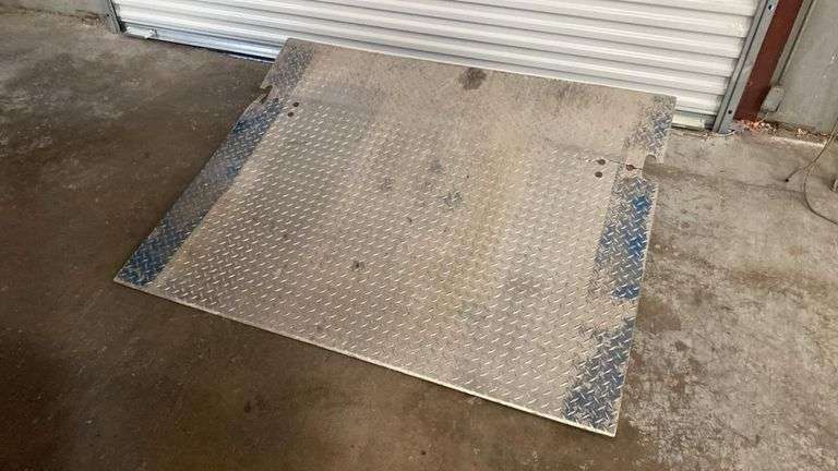 Aluminum Dock Plate, 5,000 lb Capacity, Diamond Plate Surface