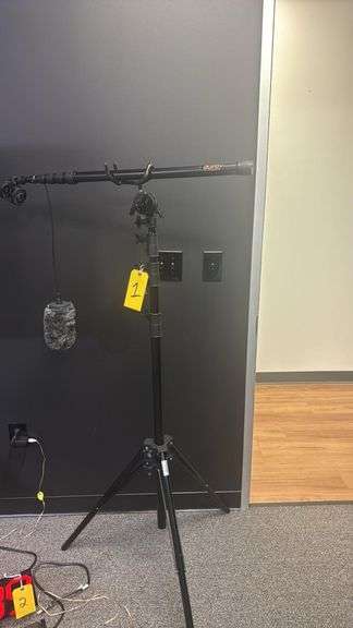 Interfit COR753 Microphone Boom Stand with Auray Boom Arm