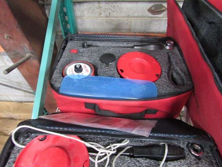 LOT, (2) EQUALIZER WINDSHIELD REMOVAL SYSTEM *MAY BE INCOMPLETE* AND (1) EQUALIZER CANVASS BAG *EMPTY*