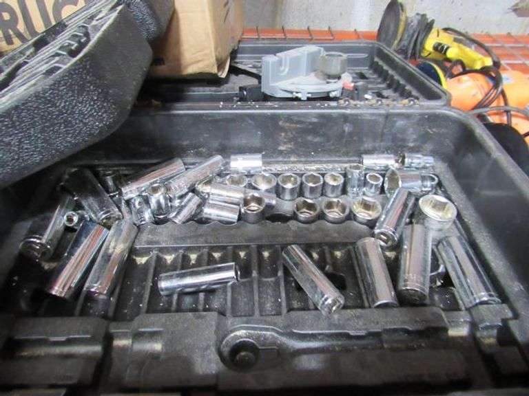LOT, (1) EQUALIZER TOOL BOX HP 2331 WITH ASSORTED TOOLS AND (1) TOOL BOX WITH SOCKETS, BOTH AS SHOWN